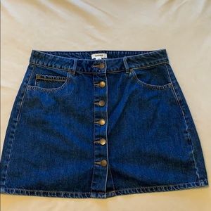 Button down denim skirt with pockets